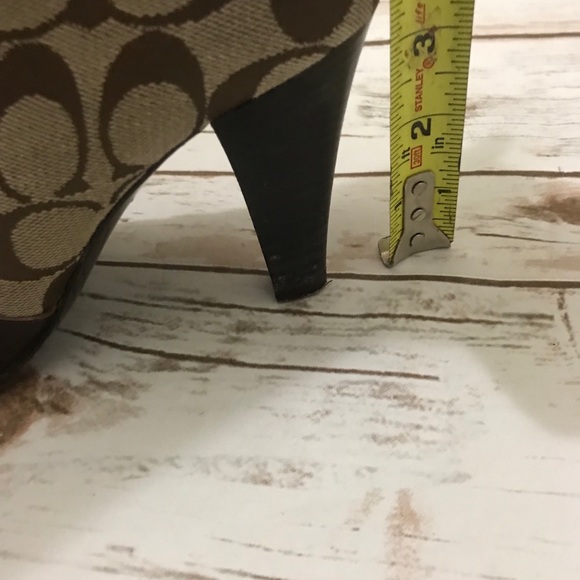 Coach boots 😍😍 - Picture 5 of 6